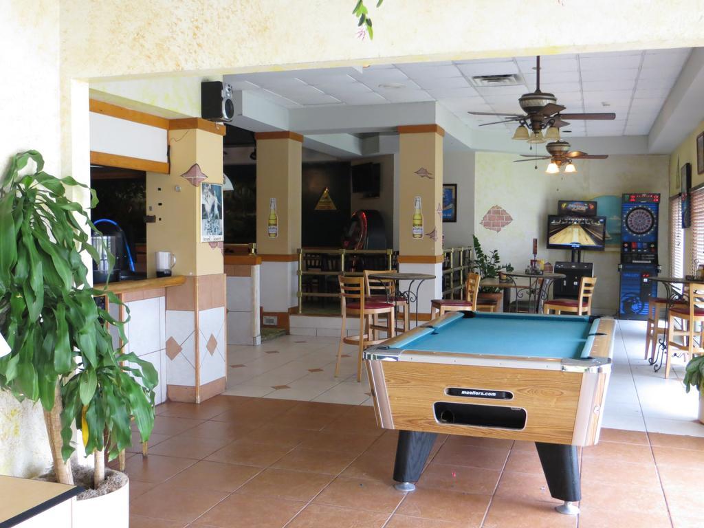 Maingate Lakeside Resort Four Corners Esterno foto